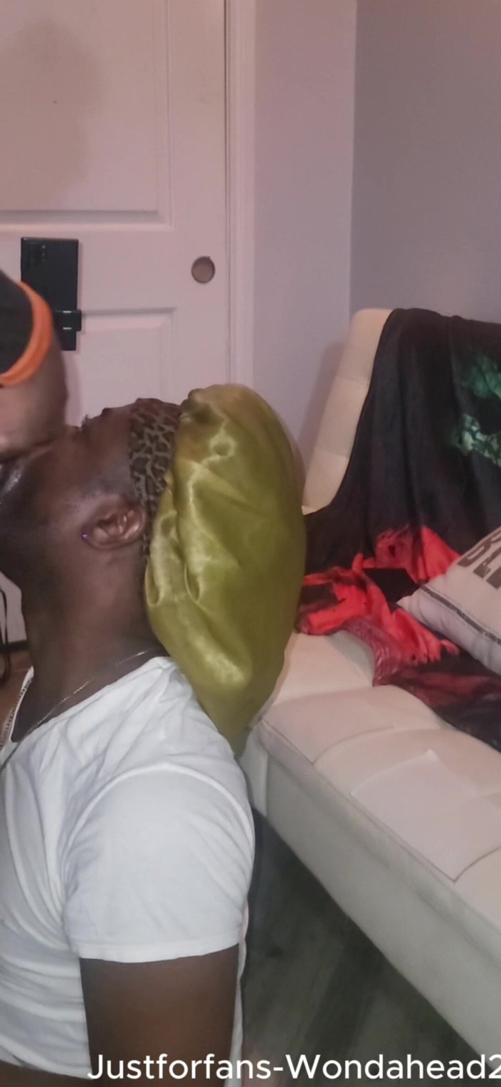 Wondahead21: Mrdka knír Splatter na tváři Da!