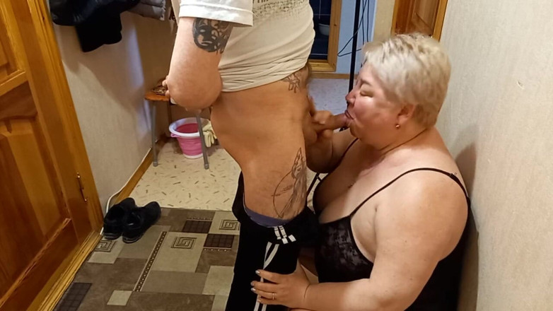 Zona901: Came to a friend and fucked his wife in the...