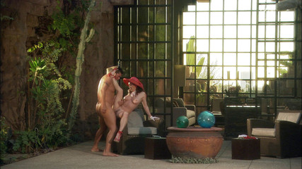 Villa outdoor fun: Boink nevlastní dcera večer a její sexy matka ráno