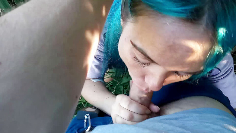 Blowjobs Alice: Gemidos asustaron a todos los pescadores