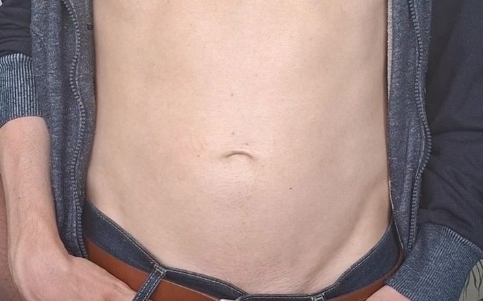 Dexterxxlfun: Sexy hubená mladá je dojena z táty