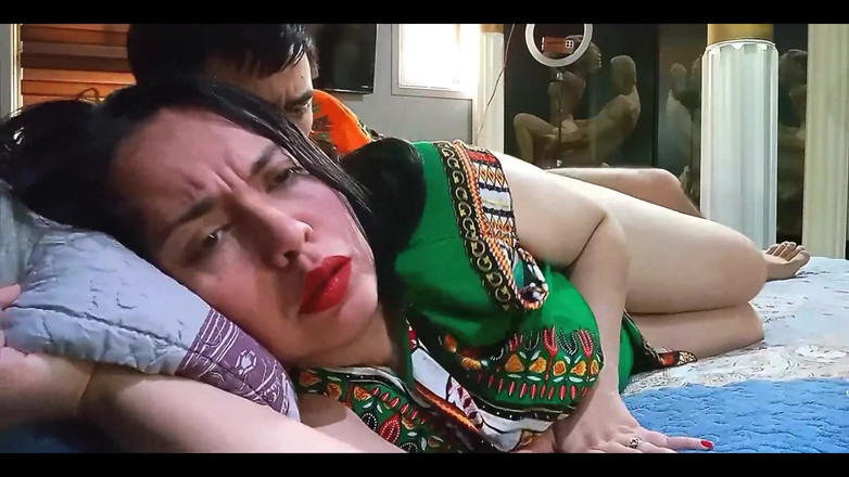 BBW Kelly Mom: Indická nevlastní matka je tvrdě ošukána svým nevlastním synem.