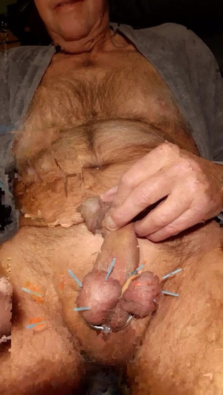 Nick Studio: My balls with long needles