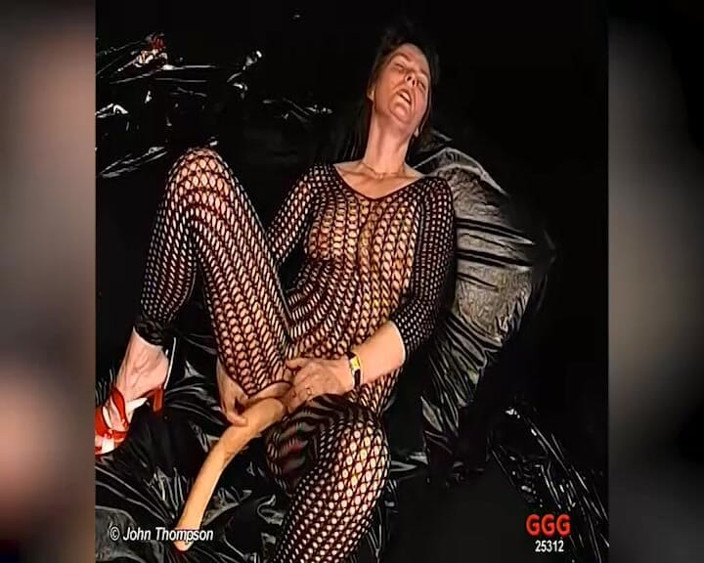 GGG John Thompson Classic Retro: Pregnant Blonde Gets Covered in Cum During Intense Ggg Bukkake