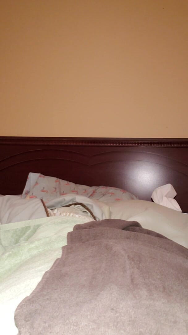 Charlieboy69: Derin gırtlak yüz sikişi osuruk