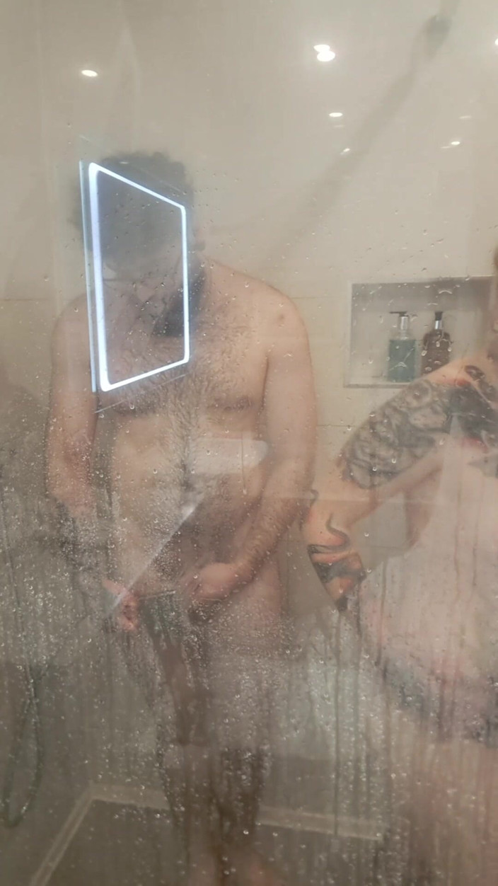 Yourfavecumslut: Doucheseks tegen het grote stomende glazen paneel