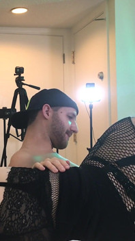 Gotik kadın kılıklı jade madison gırtlağına kadar yarak alıyor - derleme 6