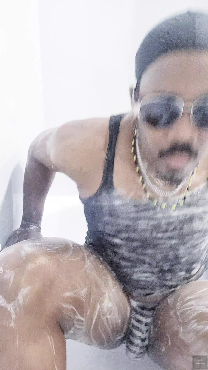 Soft Soleman: Ik was mijn lichaam in bad 5