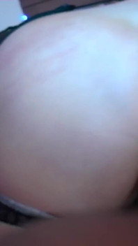 Loira curvilínea rabuda milf Alicia Rhodes em quente bbc cena interracial