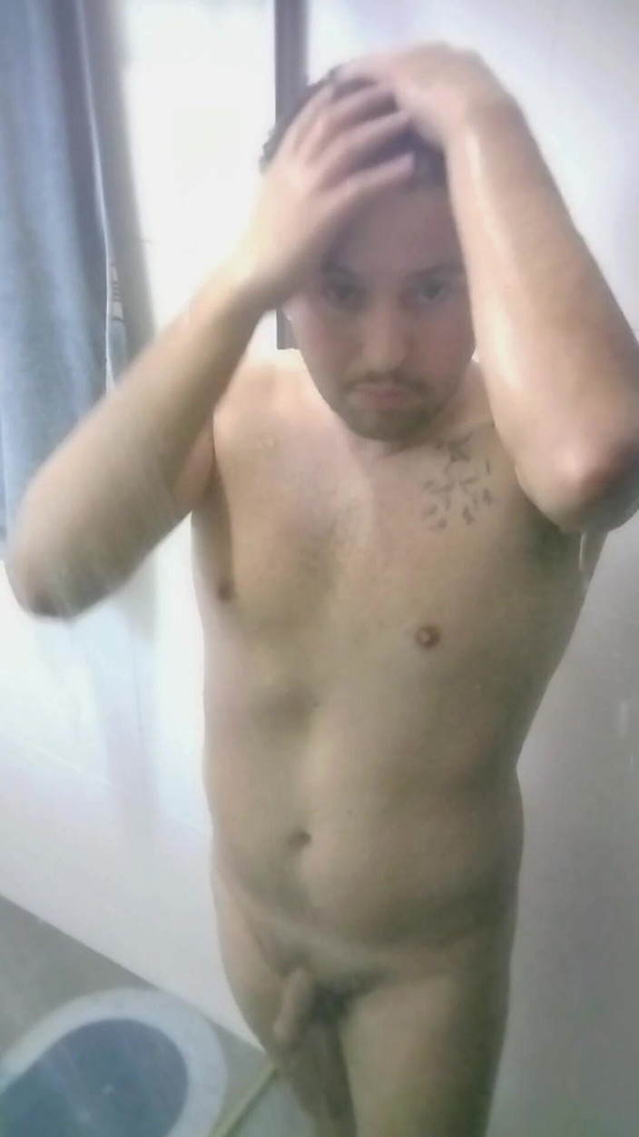 Marcosninfo: Beaucoup de savon à l’heure du bain et beaucoup de coquines.