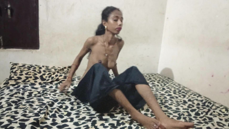 Truefuker: Indian Bhabhi Cum in Mouth Blowjob Sucking Stepbrothers Big Dick