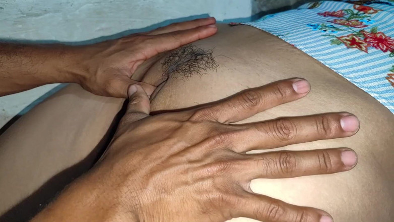 Aida Esmeralda: Breaking Virgin Sister-in-Law Lies in Bed with Real Indian Bhabhi...