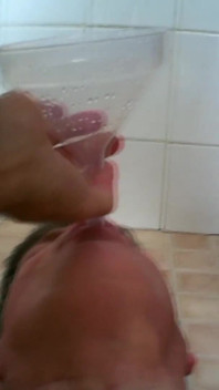 4 Girls Piss Femdom