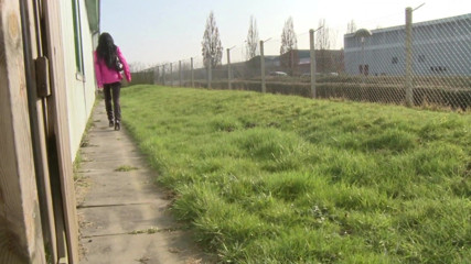 MMV Deutschland Porno: 角質幅ひよこはPOV弄で彼のコックを吸い始めます