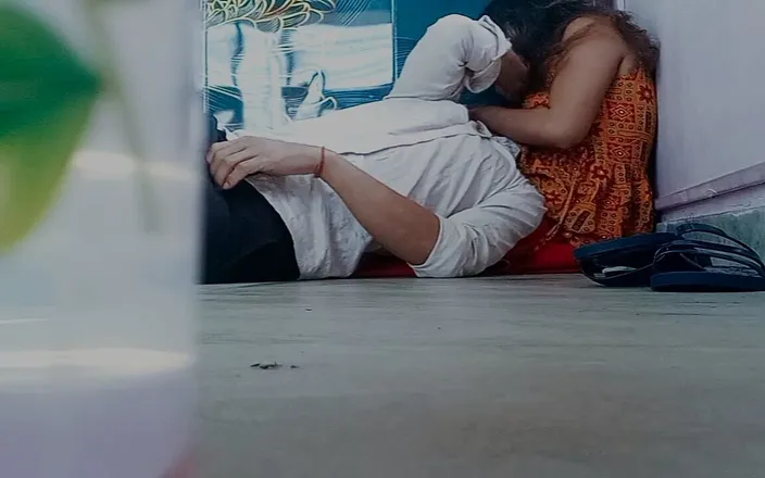 Nazima Khan: Indian Students Valentine Day Special Video