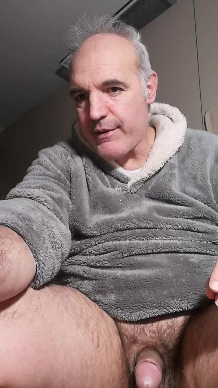 Setesesso7: Вечернее онлайн-шоу 10 февраля с кончанием прямо в лицо!