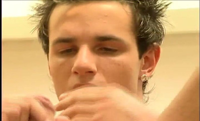 Latino Boys Studio: Carey Lexes nám všem ukazuje, co má...