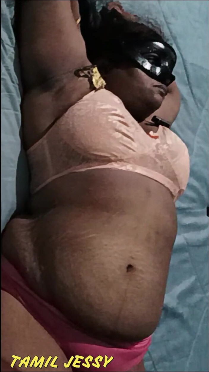 Tamil Jessy: Słodki przyjaciel