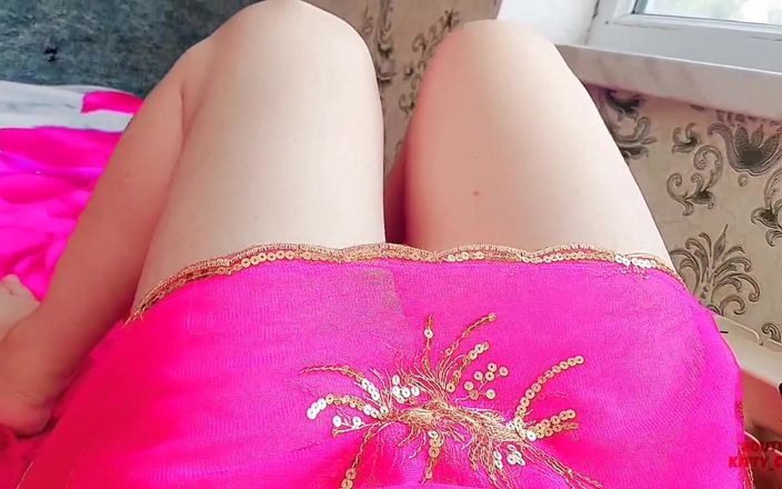 Kitty_Cross: Sissy travestiet sexy jurk grote kont blanke homo-jongen lady boy...