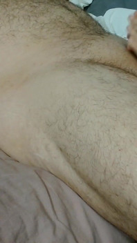 老公被来自饥渴人妻的打手枪叫醒