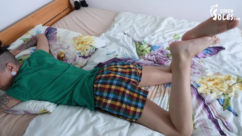 Czech Soles - foot fetish content: คลิปข้อความวิดีโอเท้าเลสเบี้ยนจากกล้องเว็บ