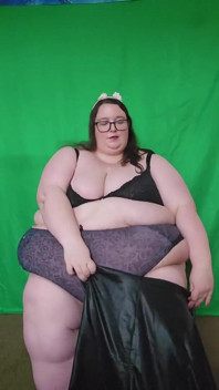 SSBBW เทพธิดากางเกงหนังรัดรูปตามสั่ง