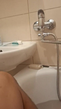 Masturbarea în cadă
