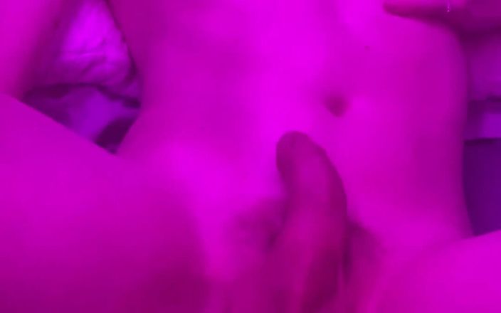 Brashen: Femboy anální orgasmus z vibrátoru