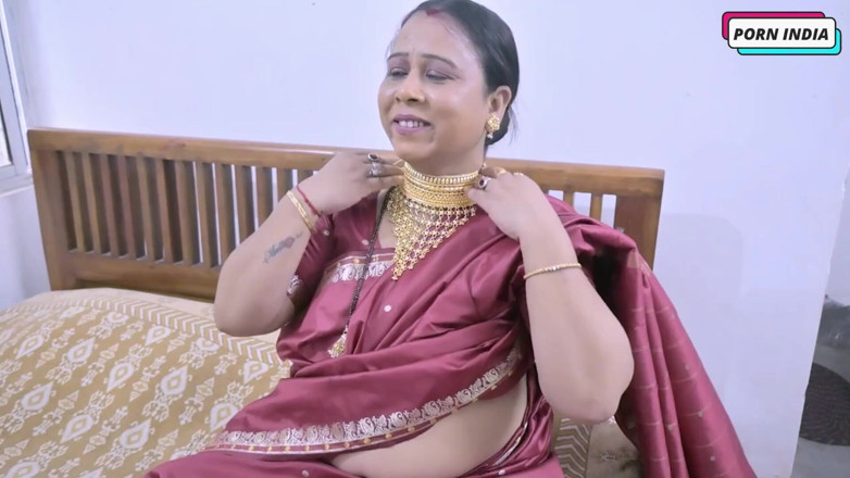 Porn India Studio: Desi Indische Bhabhi neukt vreemde
