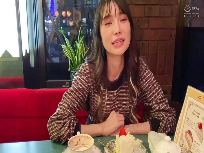 MBM3988: M795G05性爱与一个整洁，严肃，平静的年轻女士类型美女！