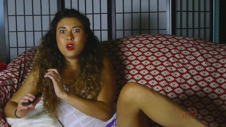 ATK Toys: Natalie Storm sangat panas dan seksi.