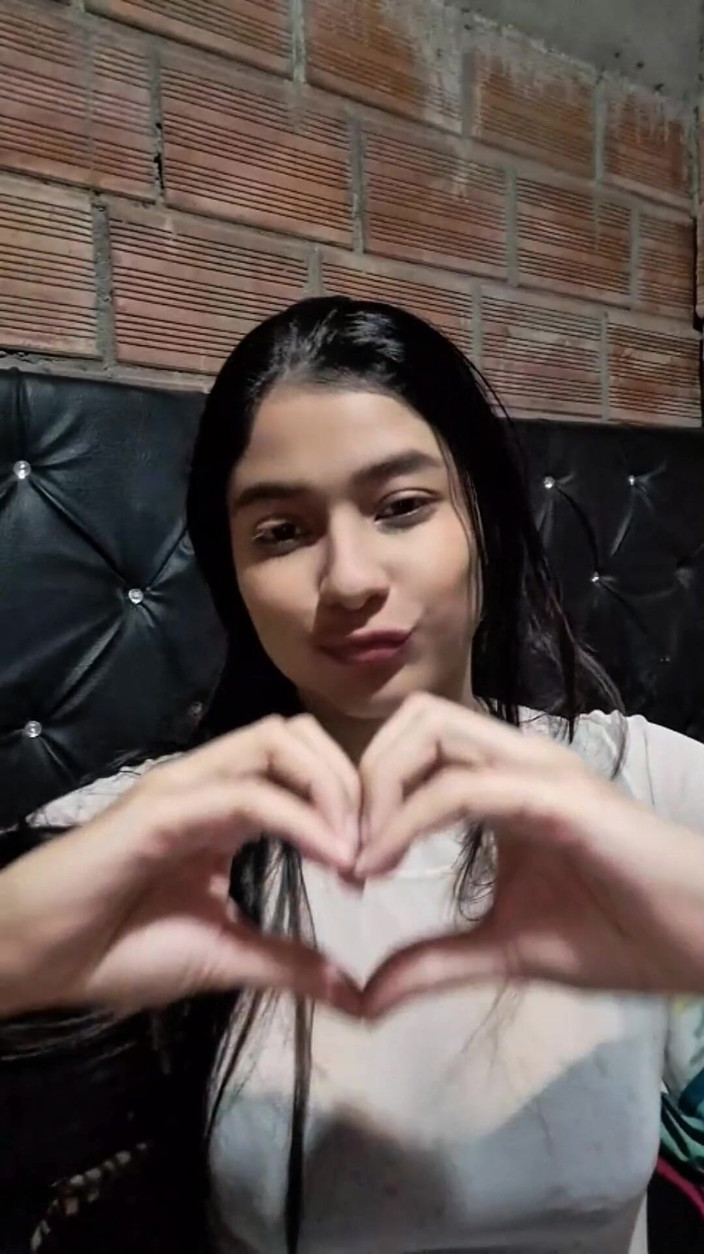 Yulieth Gomez: , Yulieth prosí o deepthroat po ravenous stepd svádění