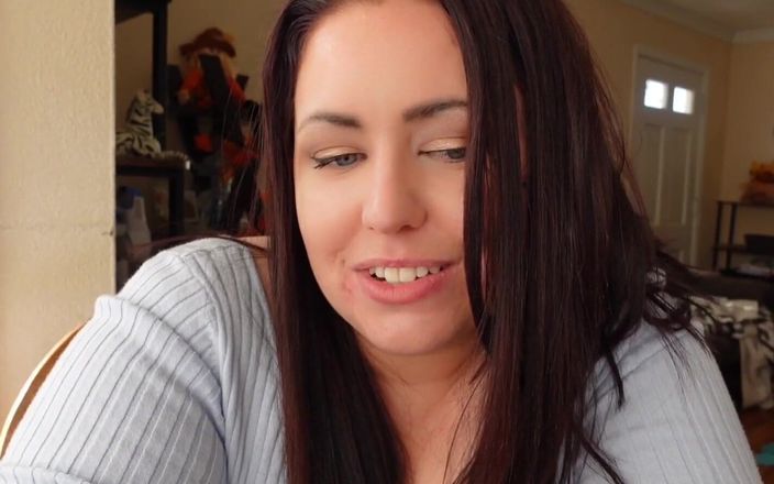 KinkyKatie: कहानी का समय! यह कहानी मेरी पहली महिला के बारे में है