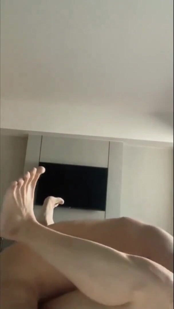 Rent A Gay Productions: Những chàng trai Đài Loan làm tình trong khách sạn làm...