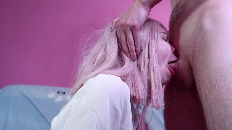 The Deep Passion: Купа сперми в її тугу глотку