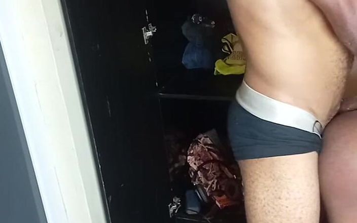 Chief_daddyy: Yo y la ayuda a domicilio pt 1