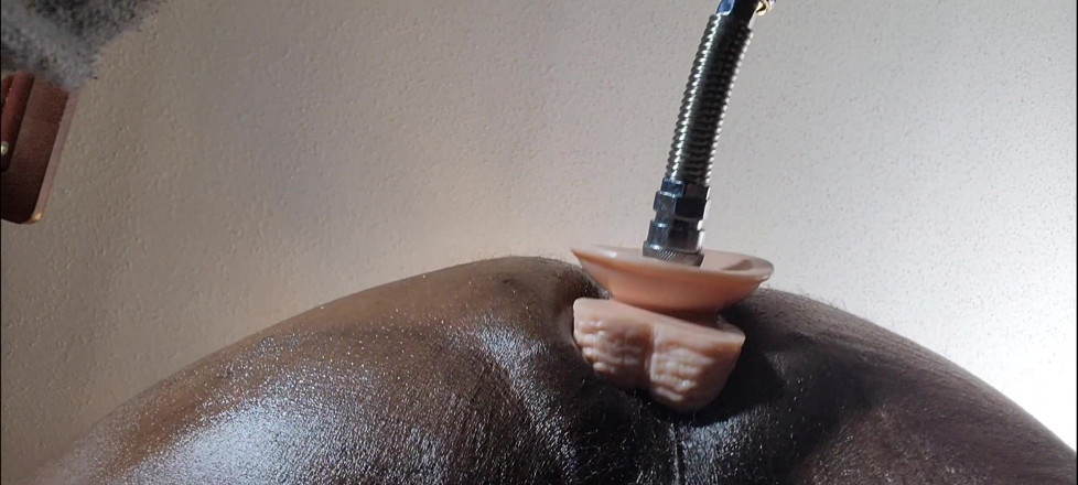 Truestarr: Mesin seks mengongkek saya. dildo besar