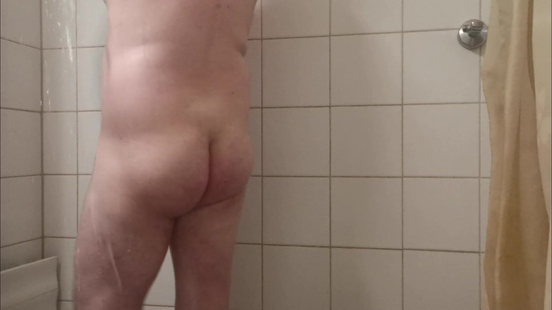 Uhri: Omyjte ptáka a koule