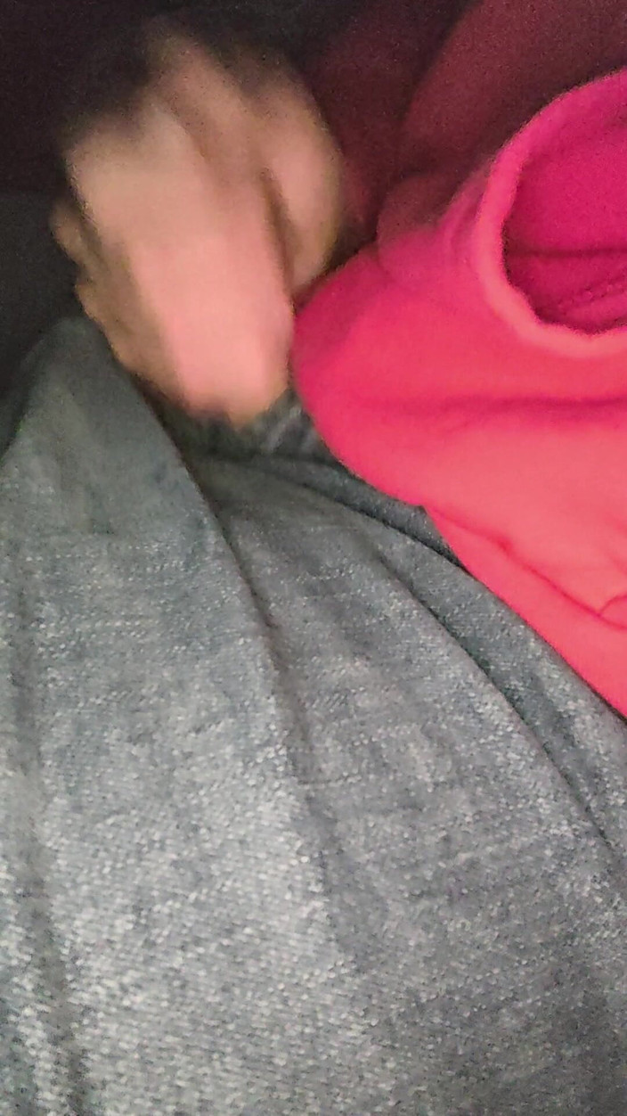 Themilkman618: Masturbuje při řízení