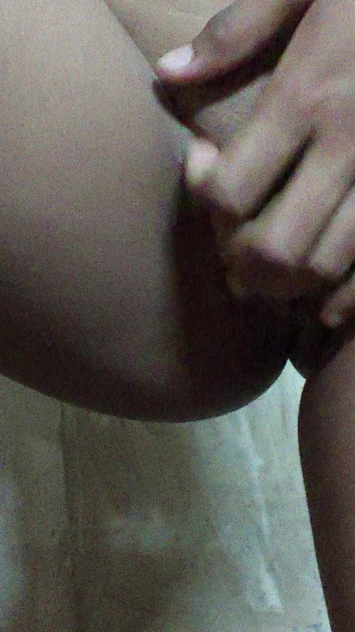 Monale2s: セクシービデオ
