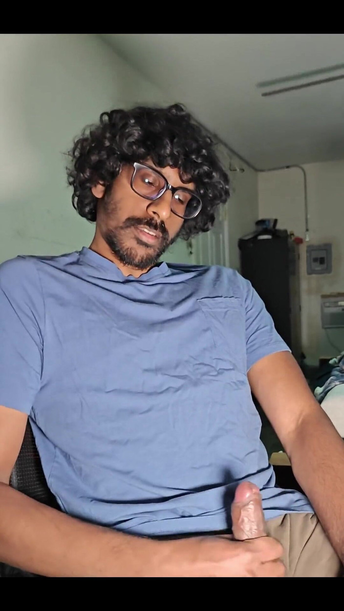 NANDgasm: Det blir lite stökigt med kläder på.