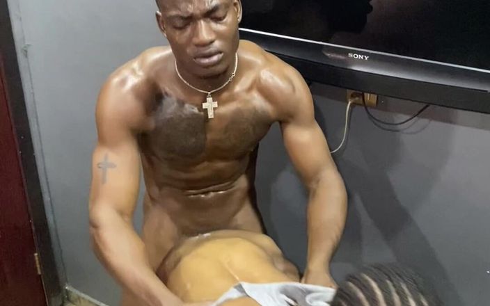 Blackthug20k: Chudai Blackthug 男人第一次吮吸 twink 鸡巴