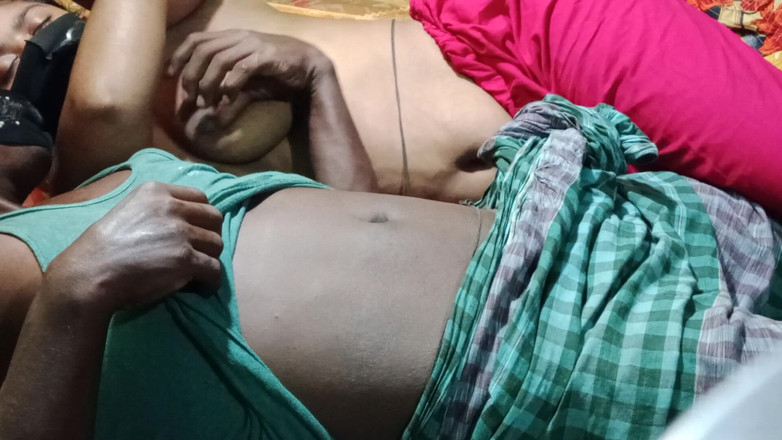 Desimombd: Desi boy fucked ciężko ojczym ojczym,