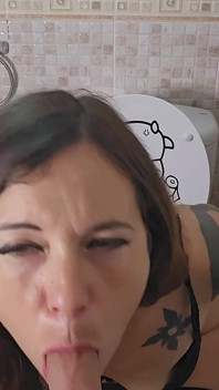 Farting on Your Face While I'm Blowjobing You