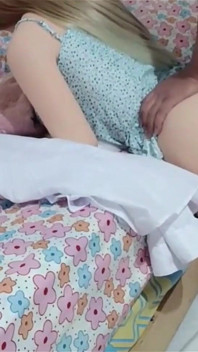 259 ลูกสาวเลี้ยงเอเชียหีแน่นเต็มไปด้วยน้ำอสุจิร้อนๆ
