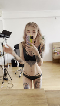 How do you like my lacy lingerie? 