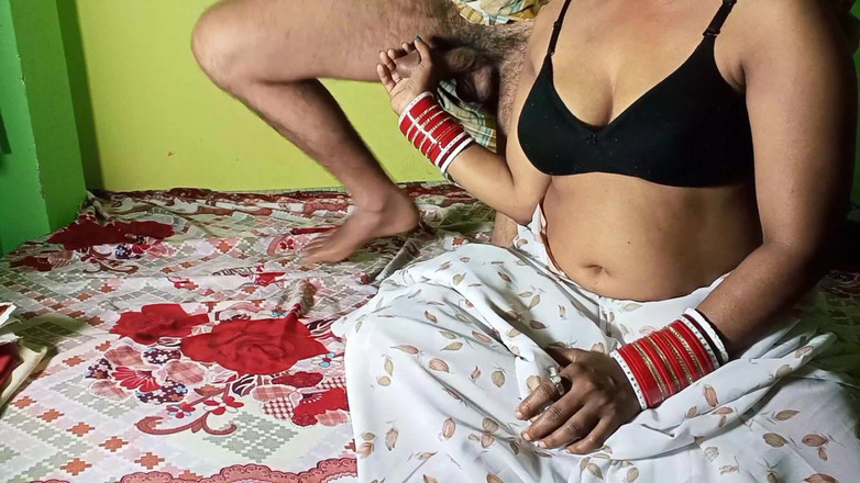 FireeCouple: 继父操来找工作的女孩