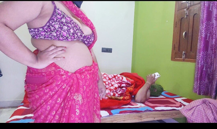 Hotty Mona: 대박 젖탱이의 인도녀 kamwali bai 유혹하는 그녀의 집 주인