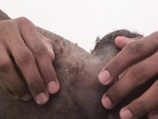 Ares Wolf: 섹시한 털이 무성한 흑인 후장
