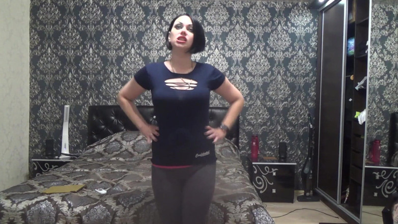 Goddess Misha Goldy: Demütigung, bizeps-anbetung, göttin-anbetung für dich! Gehorche dem geldbörse!